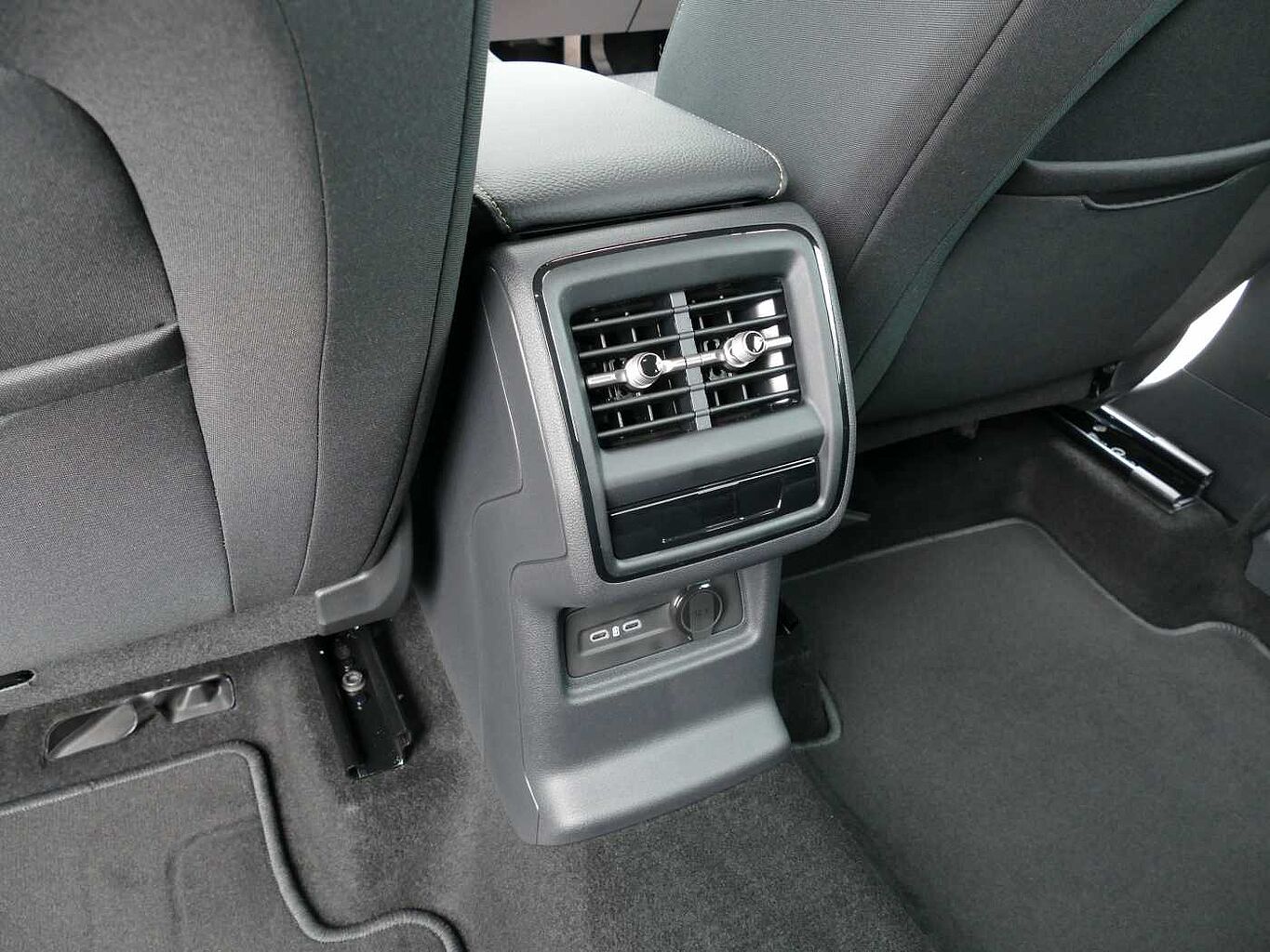 SKODA Kodiaq 1.5 TSI (204ps) SE iV (5s) DSG