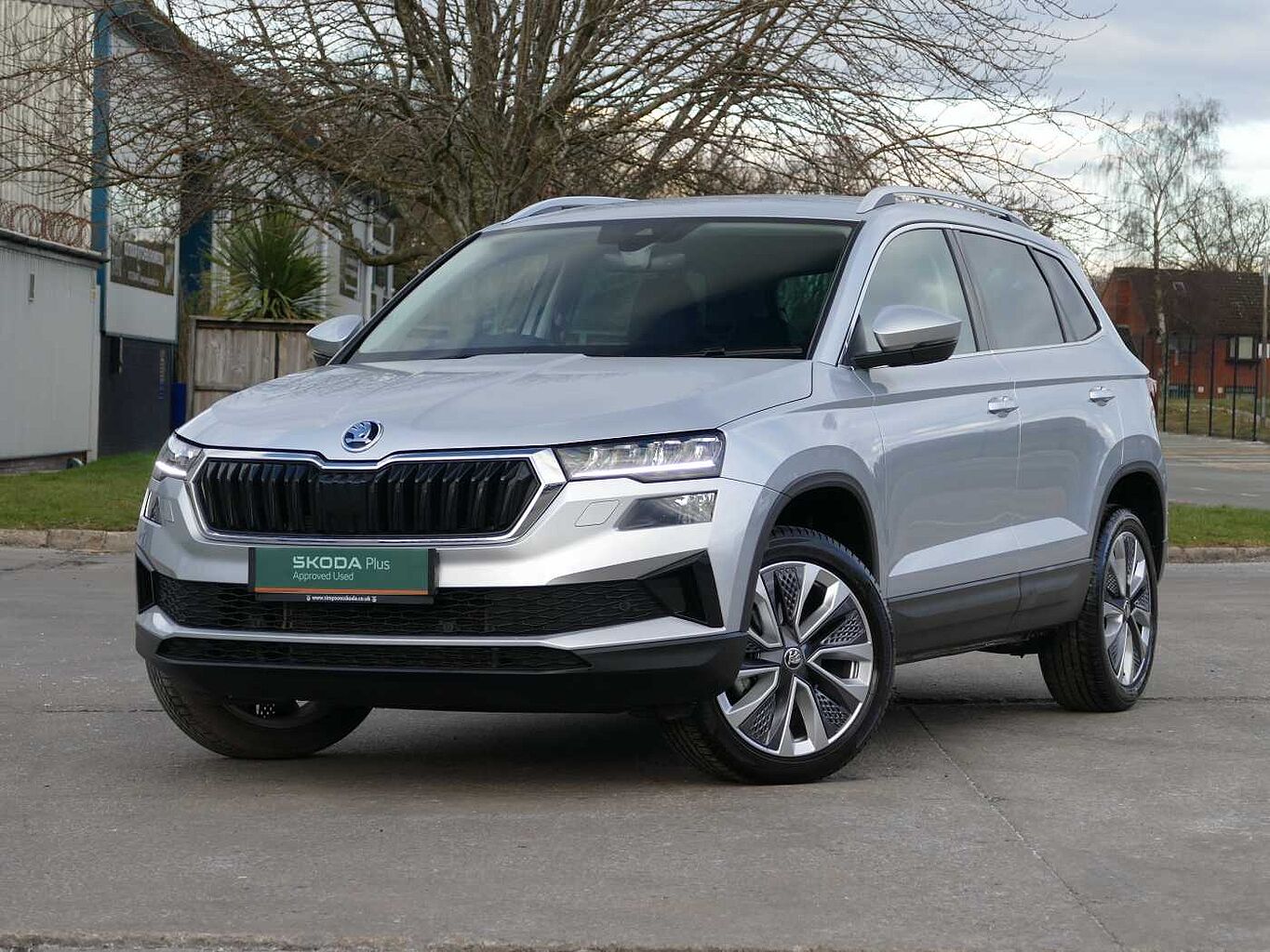 SKODA Karoq SUV 1.0 TSI (116ps) SE L
