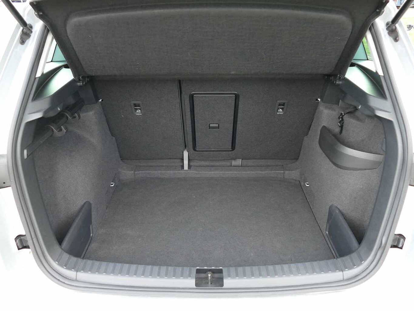 SKODA Karoq SUV 1.0 TSI (116ps) SE L
