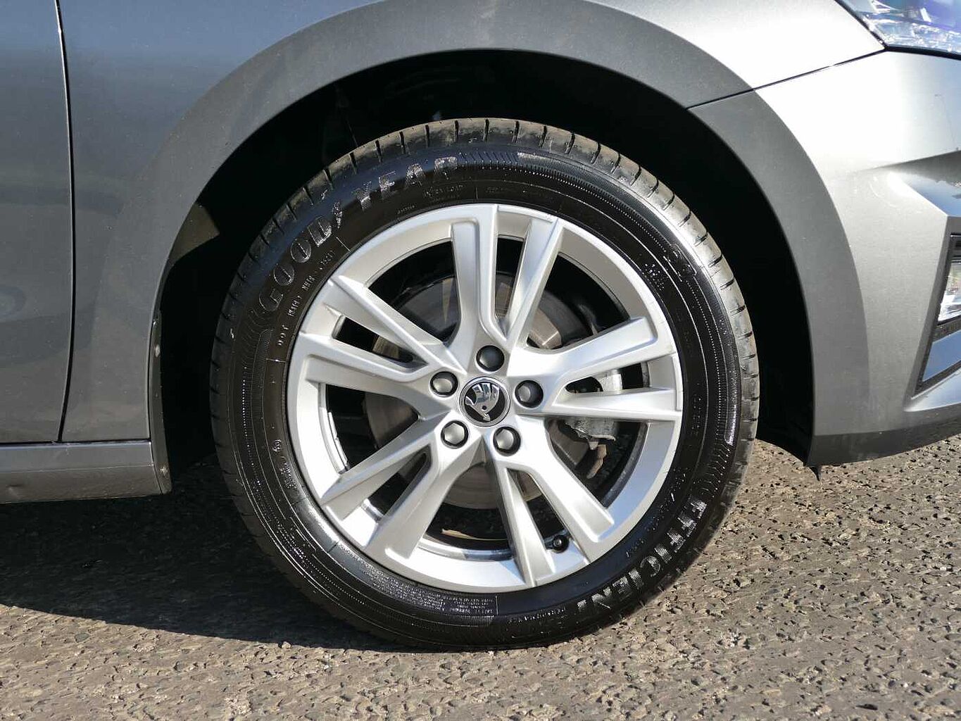 SKODA Fabia 1.5 TSI (150ps) SE L Edtion DSG